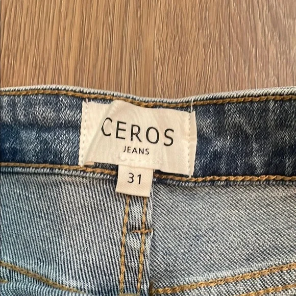 Ceros Wide Leg Flare Jeans with Vintage Wash - Picture 3 of 7